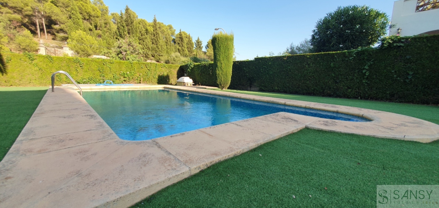 Venta de villa en Oliva