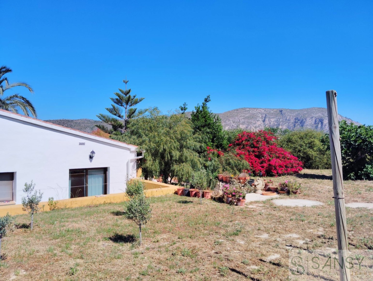 Venta de finca rústica en Teulada