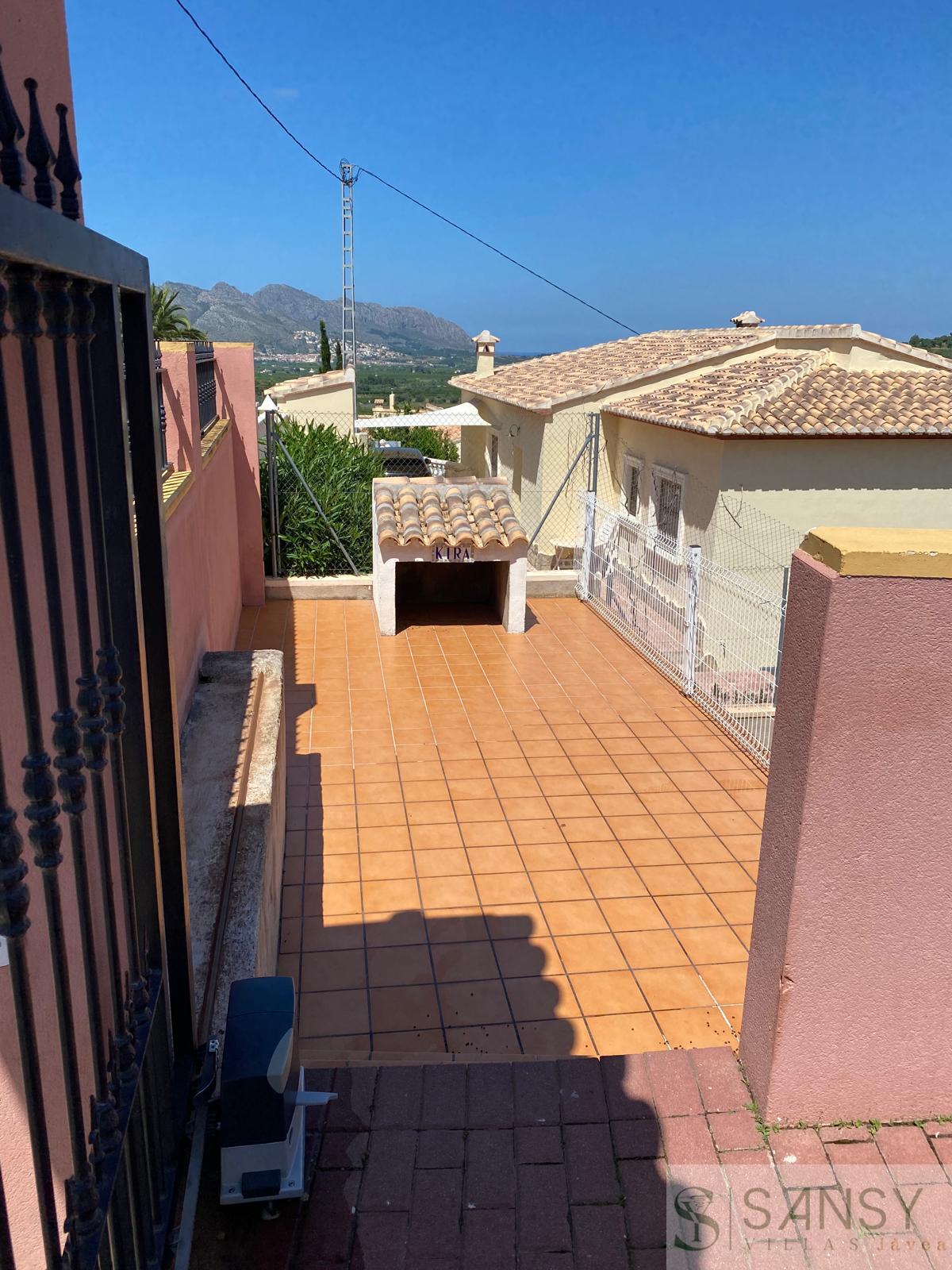 Venta de casa en Orba