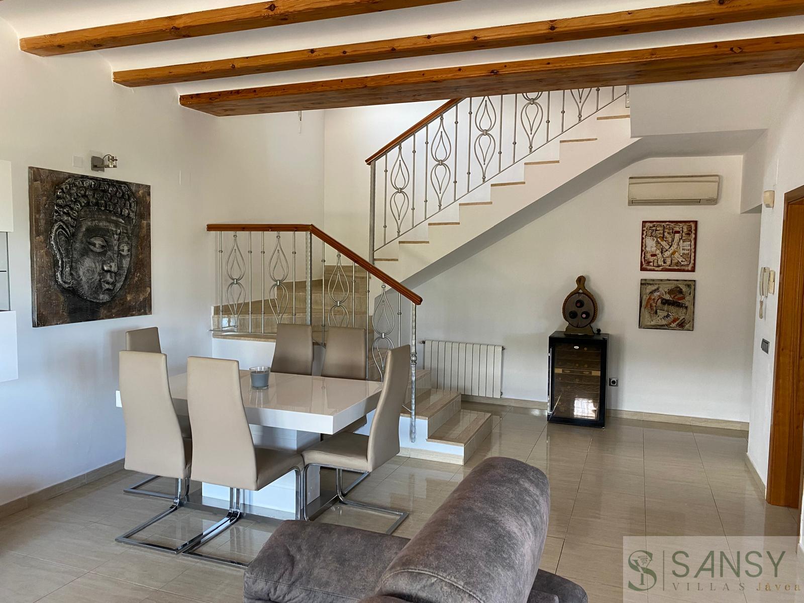Venta de casa en Orba