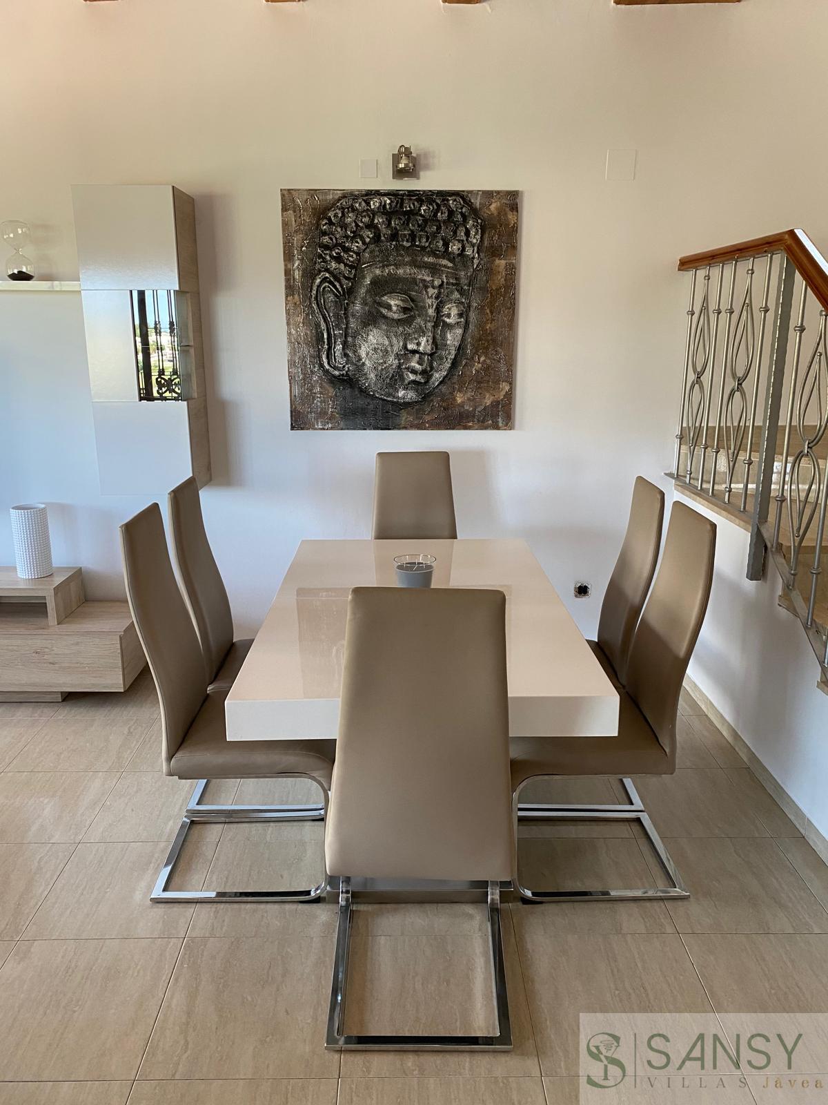 Venta de casa en Orba