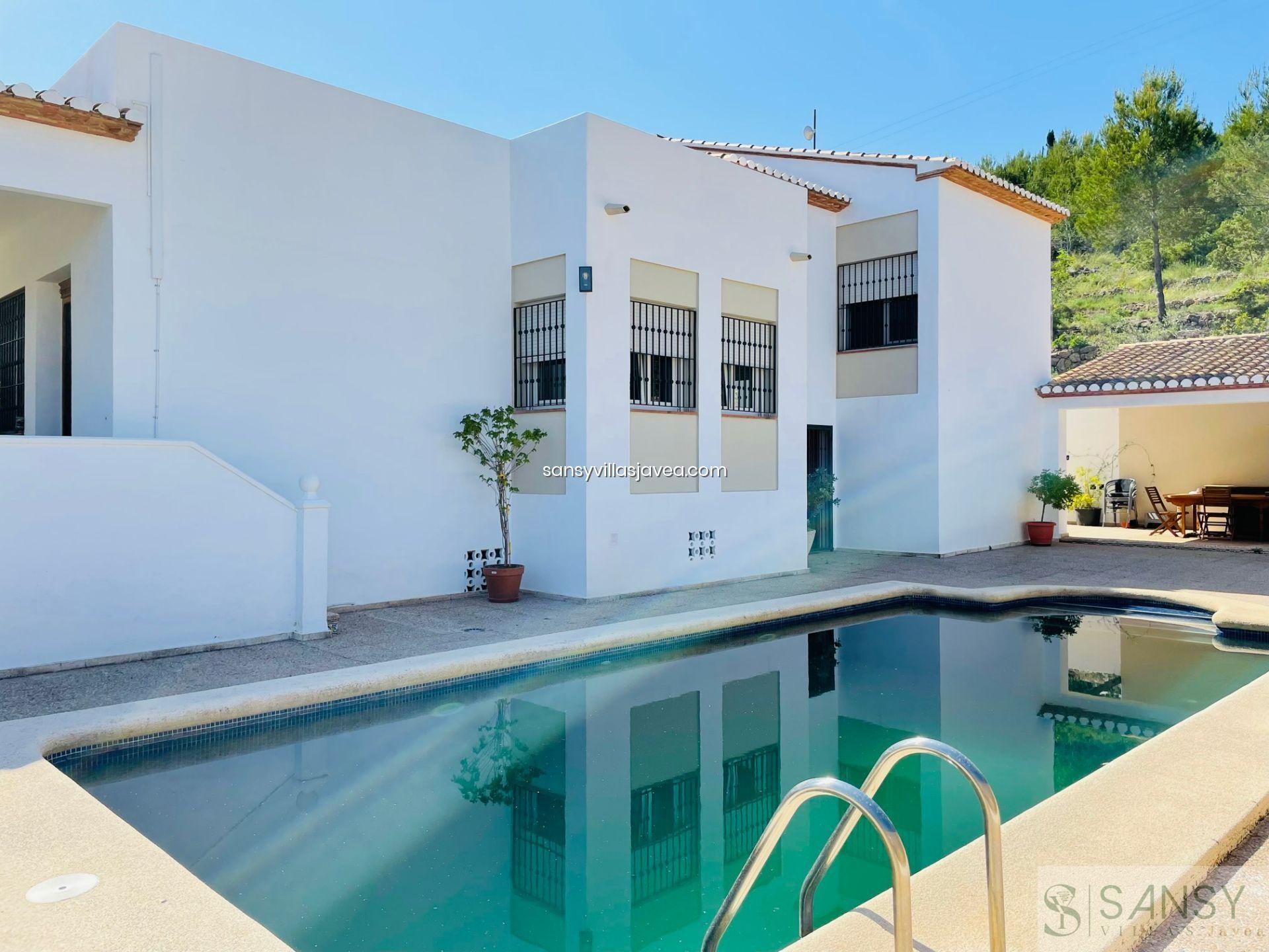 For sale of villa in Dénia