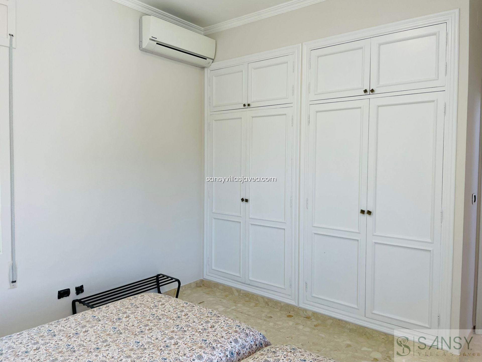 Venta de villa en Dénia