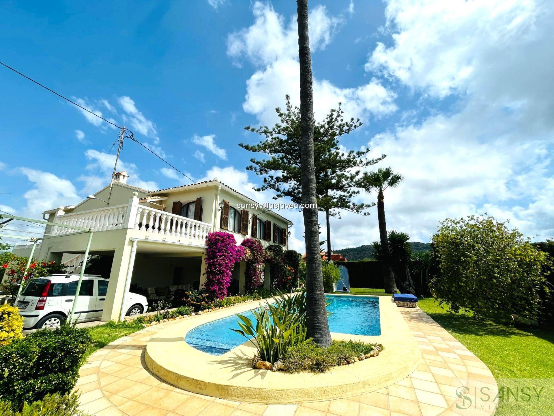 Venta de finca rústica en Pedreguer