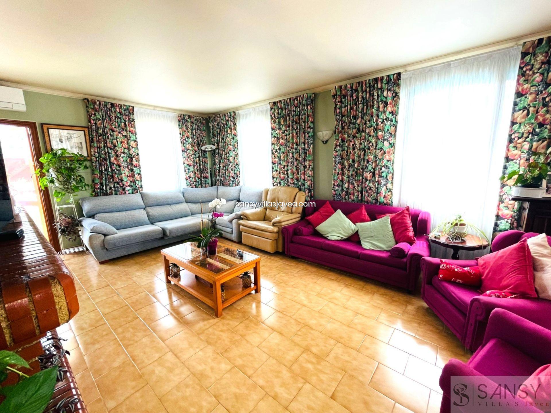 Venta de finca rústica en Pedreguer