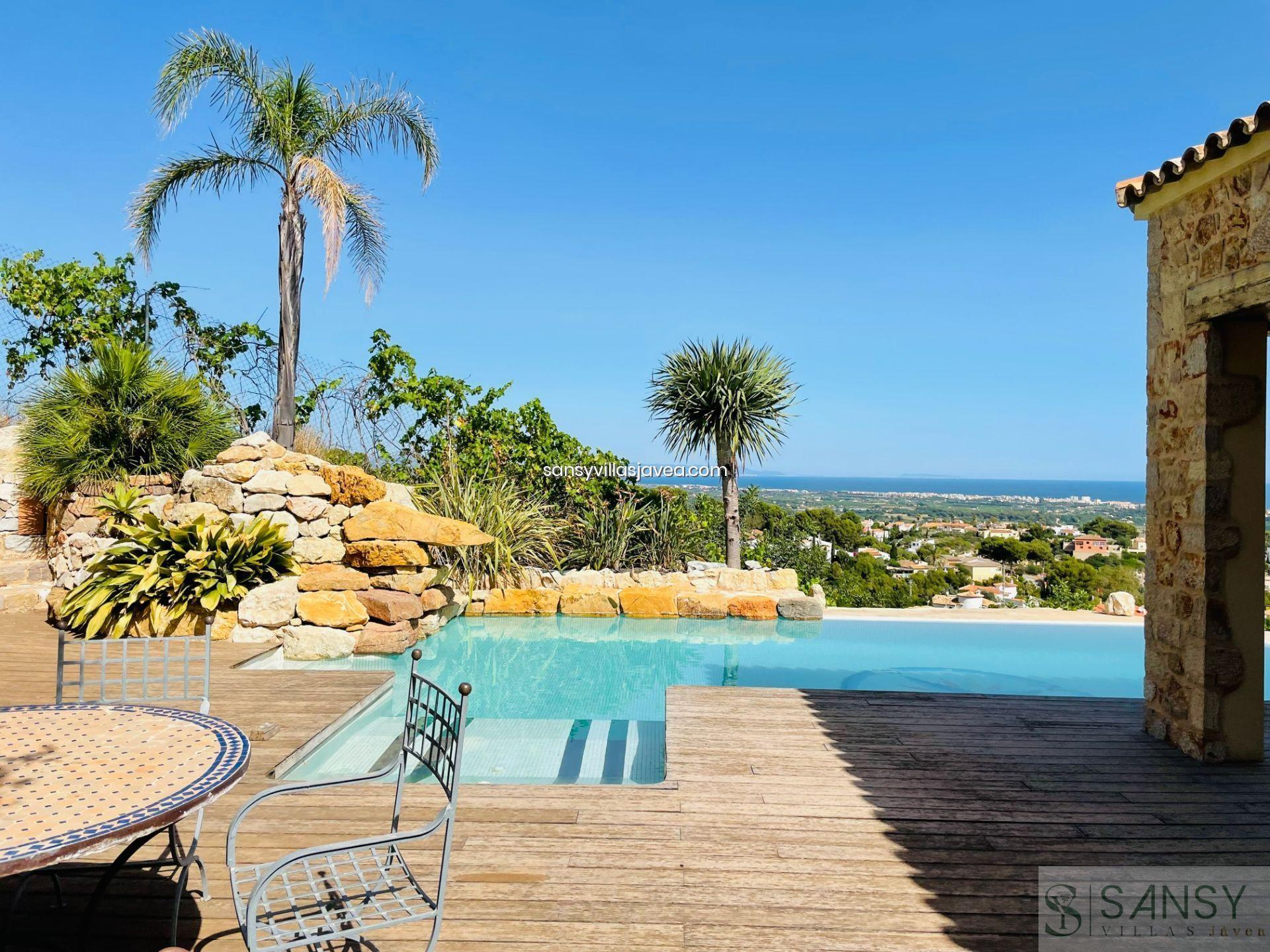 Venta de villa en Dénia