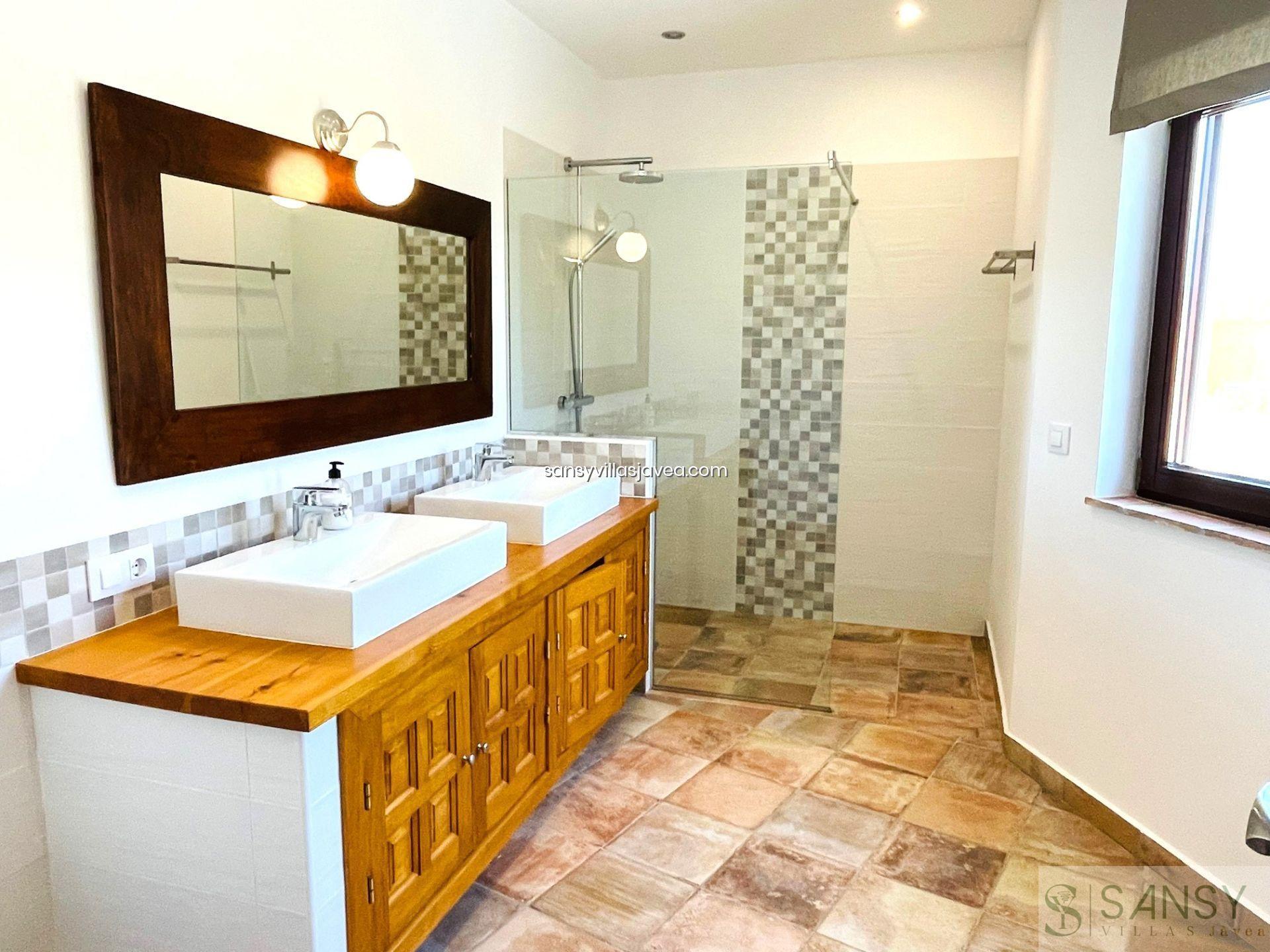 Venta de villa en Dénia