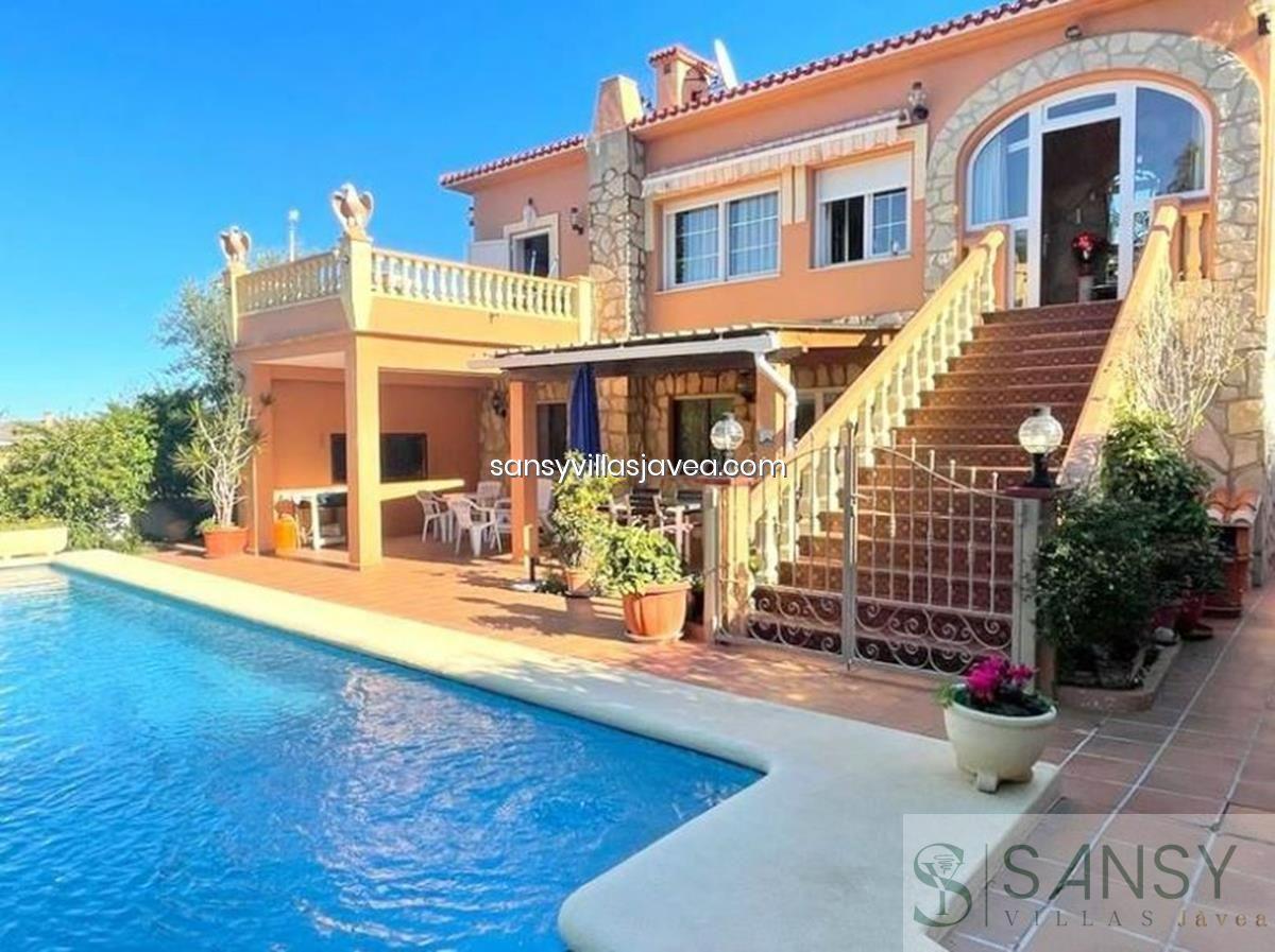 Venta de villa en Dénia