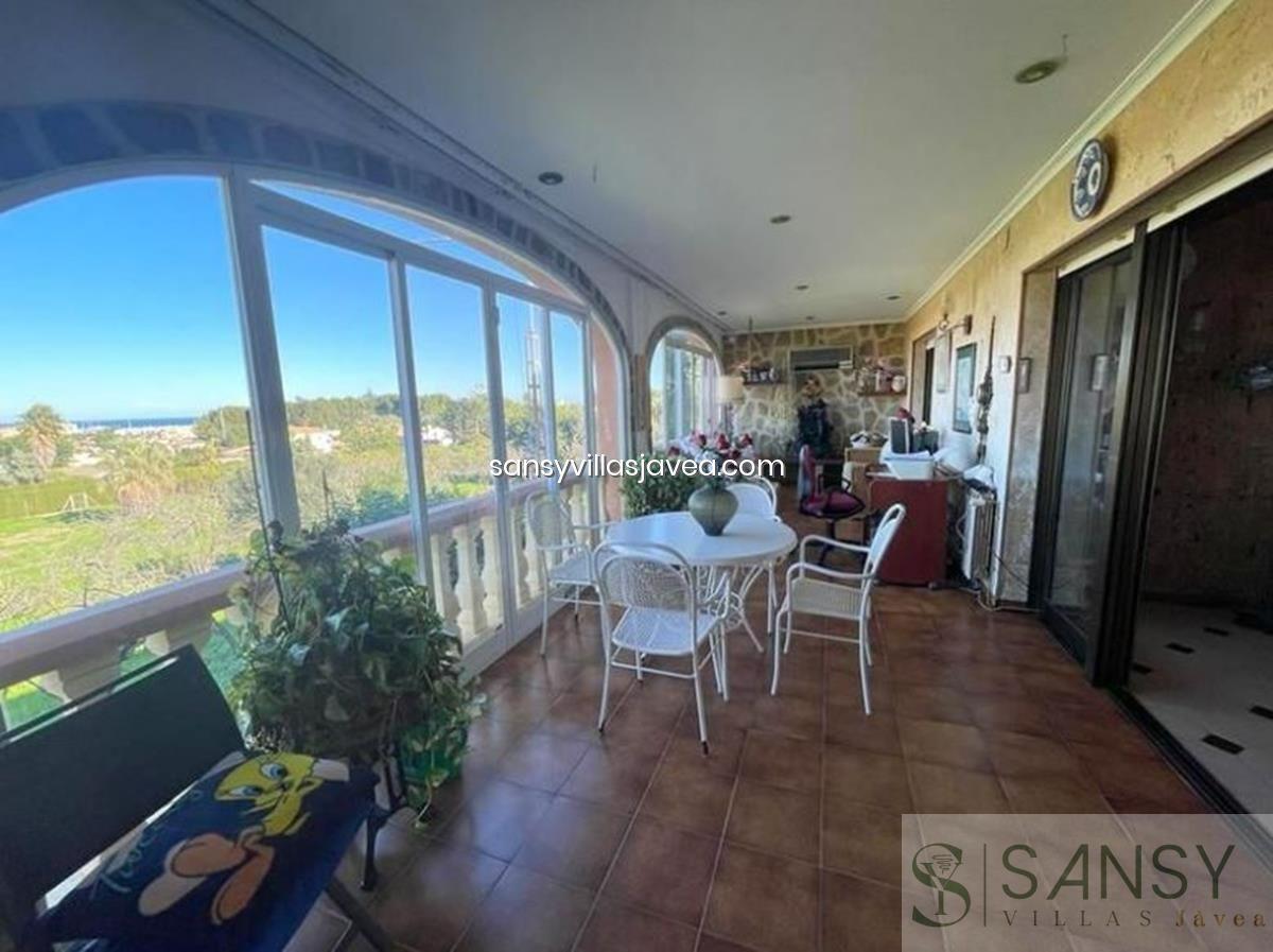 Venta de villa en Dénia