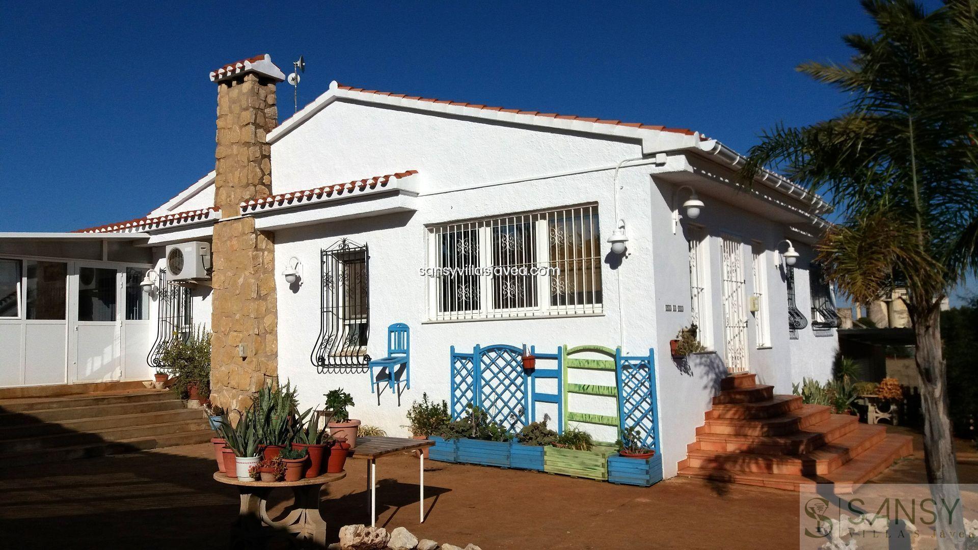 Zu verkaufen von villa in
 Dénia