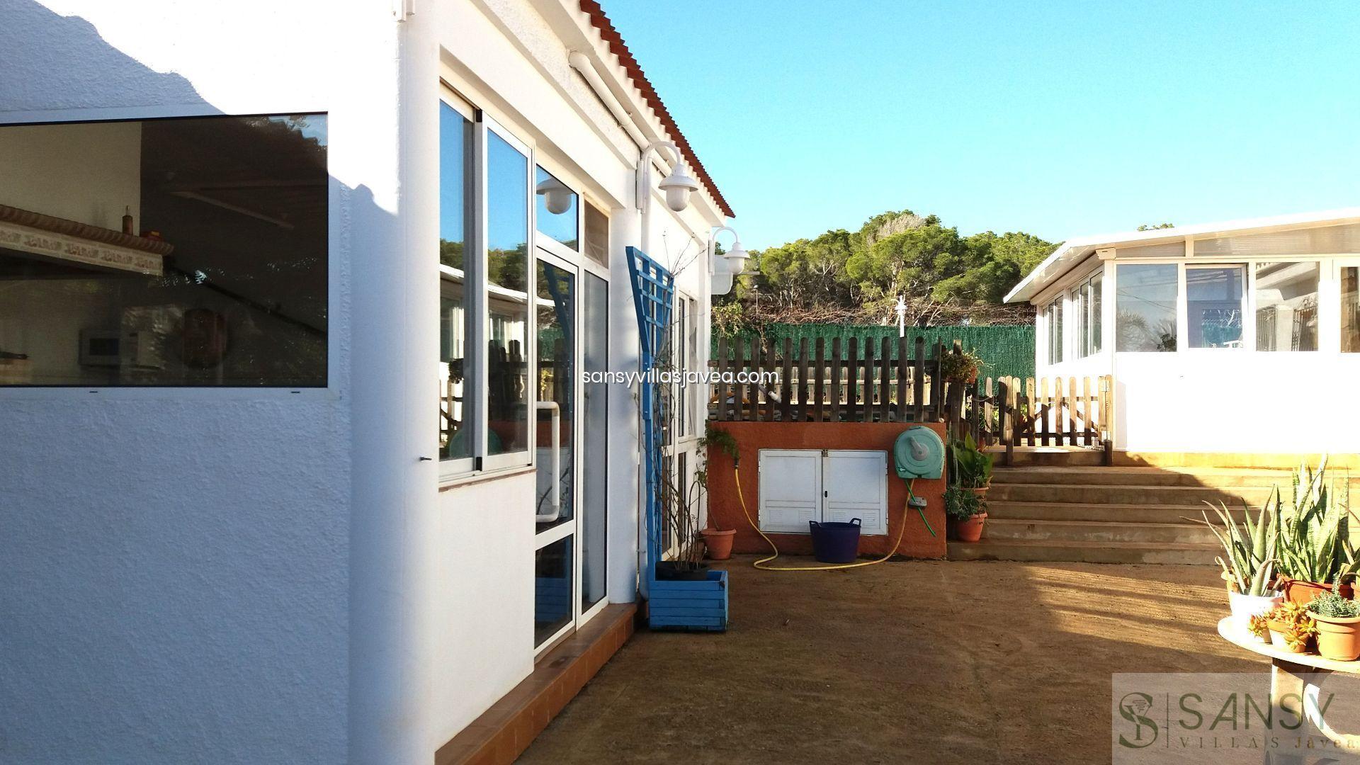 Zu verkaufen von villa in
 Dénia