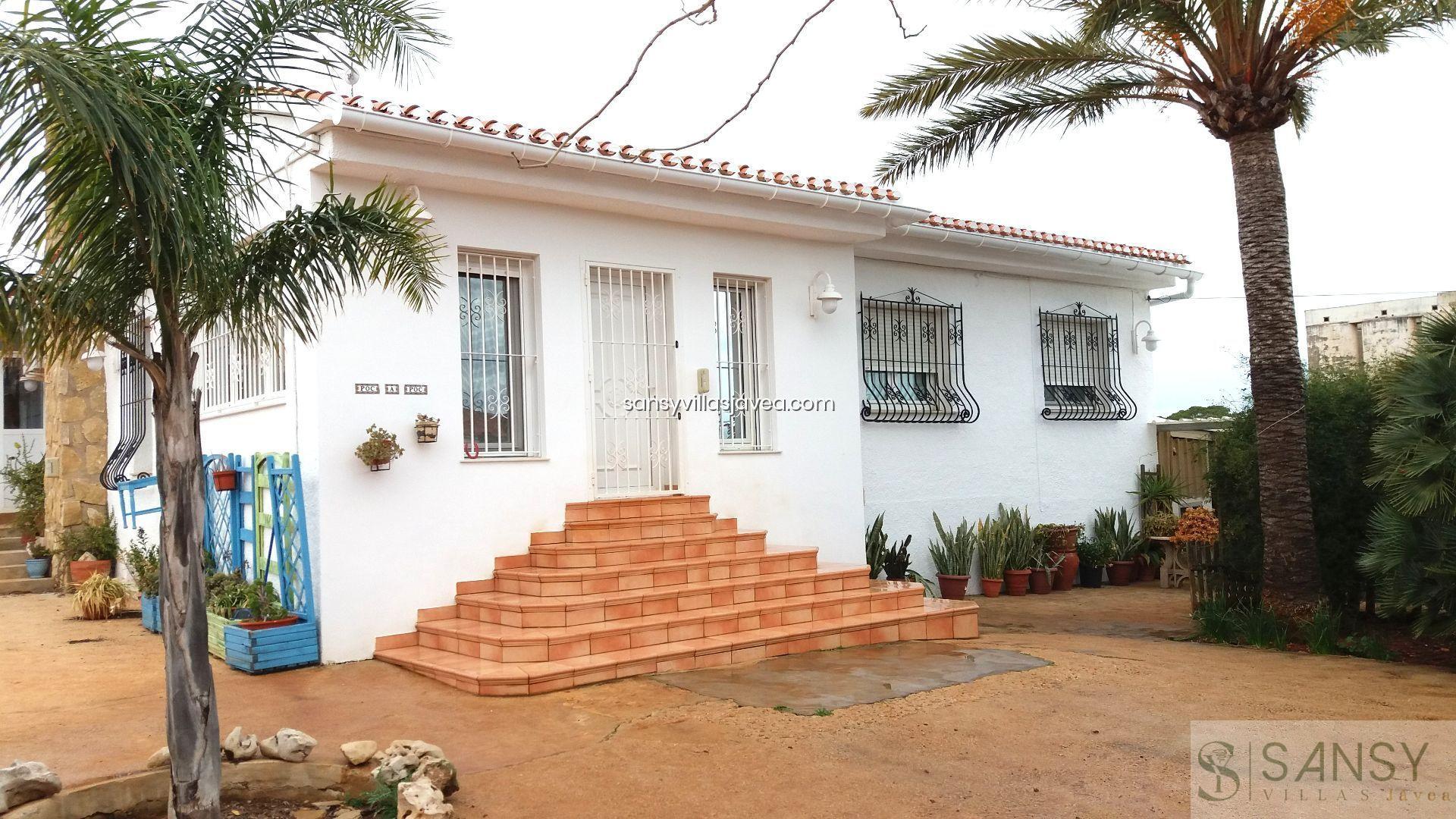 Zu verkaufen von villa in
 Dénia