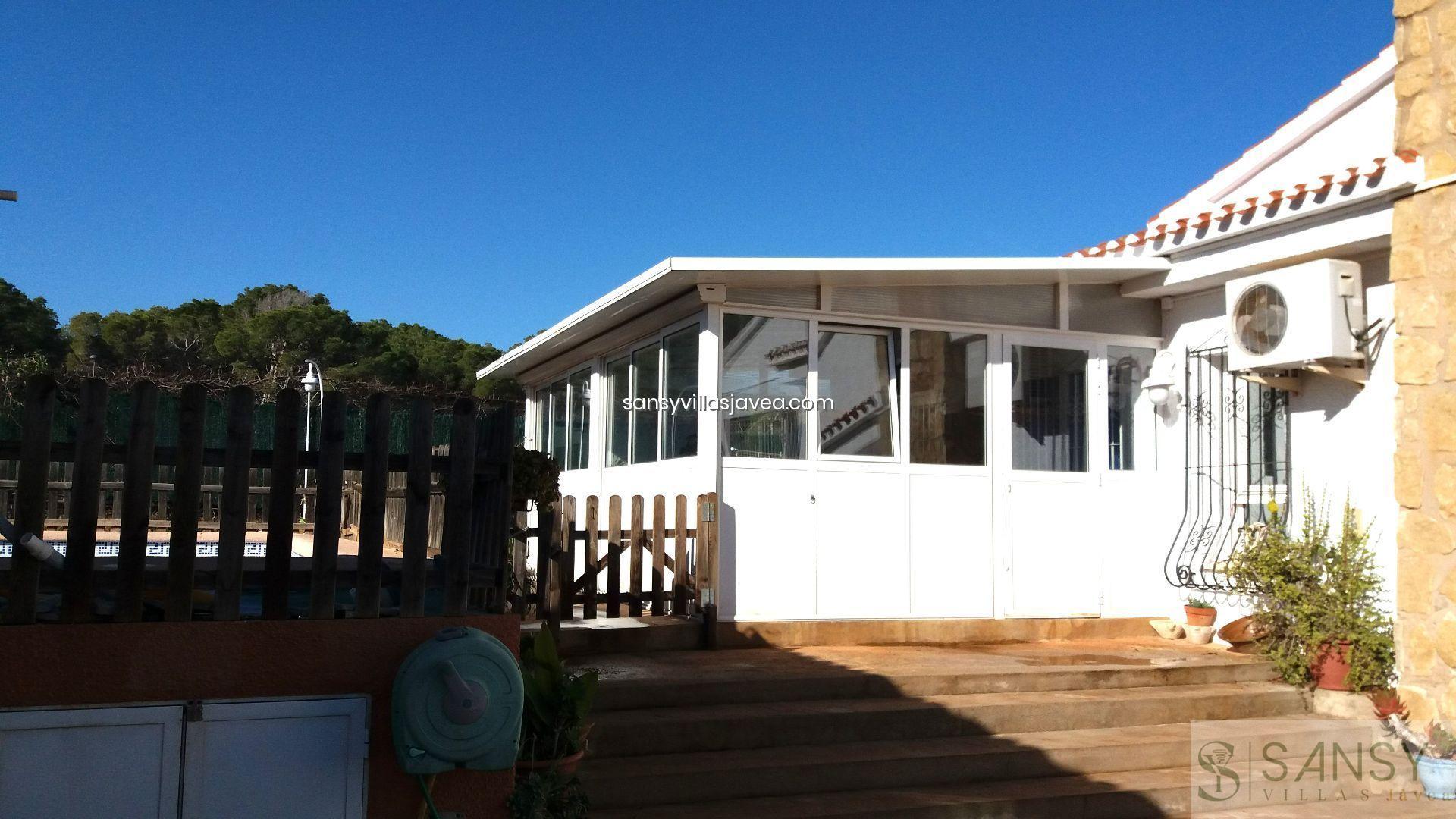 Zu verkaufen von villa in
 Dénia