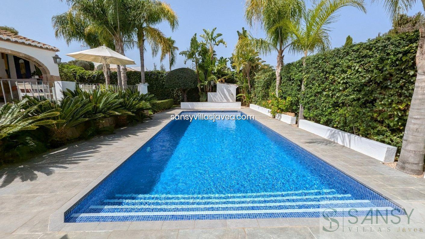 For sale of villa in Jávea-Xàbia