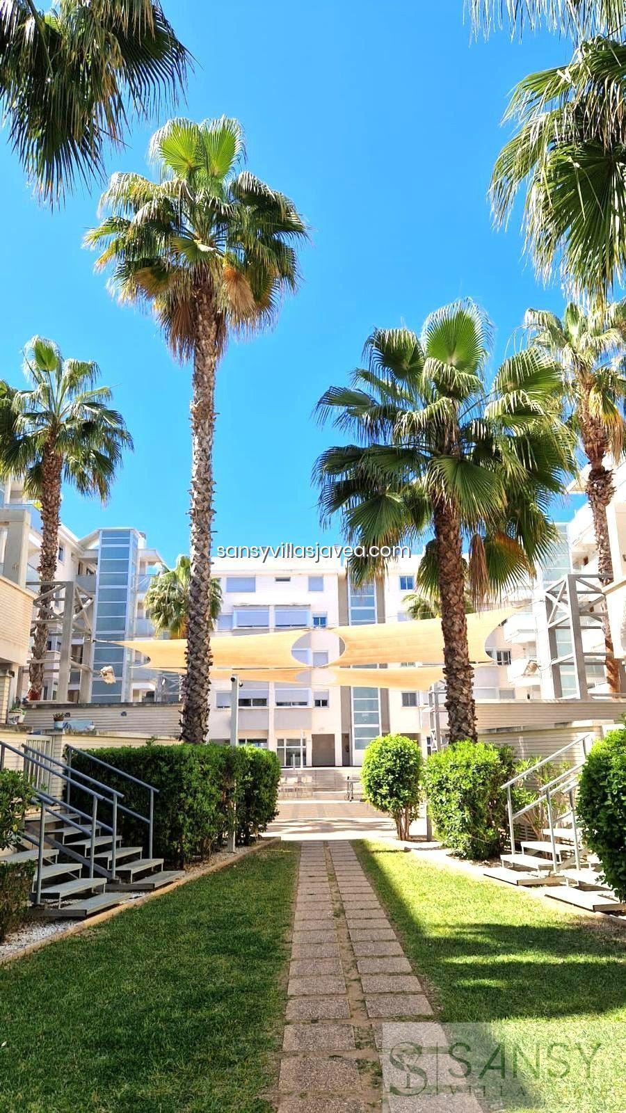 For sale of apartment in Dénia
