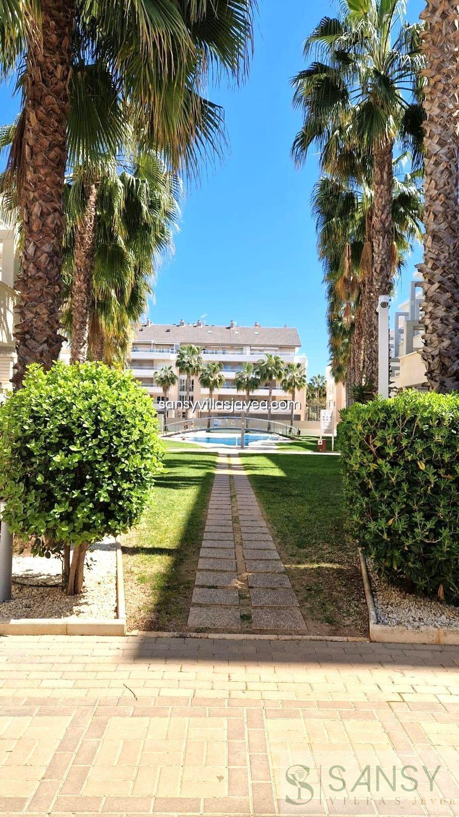 For sale of apartment in Dénia