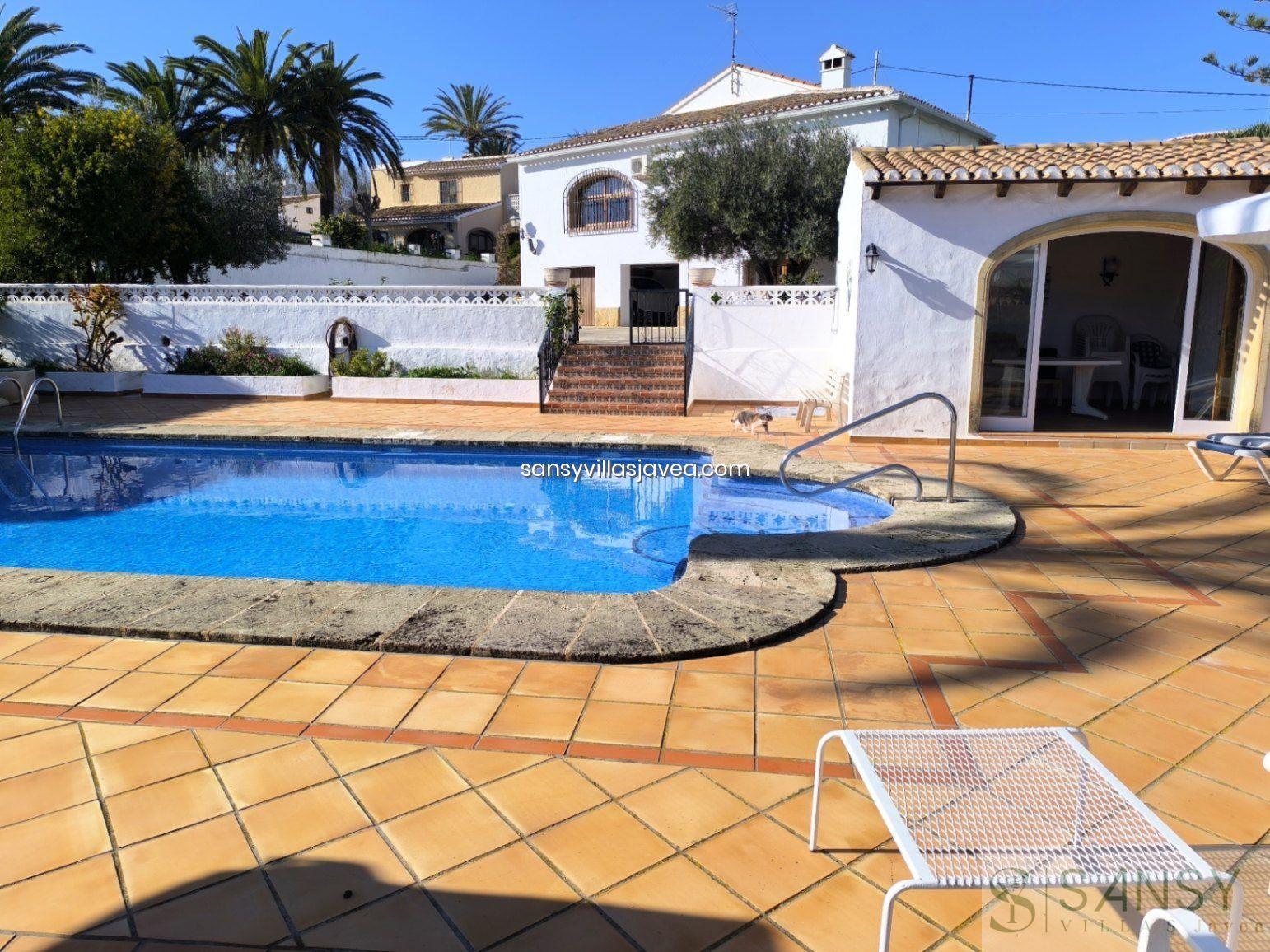 Zu verkaufen von villa in
 Jávea-Xàbia