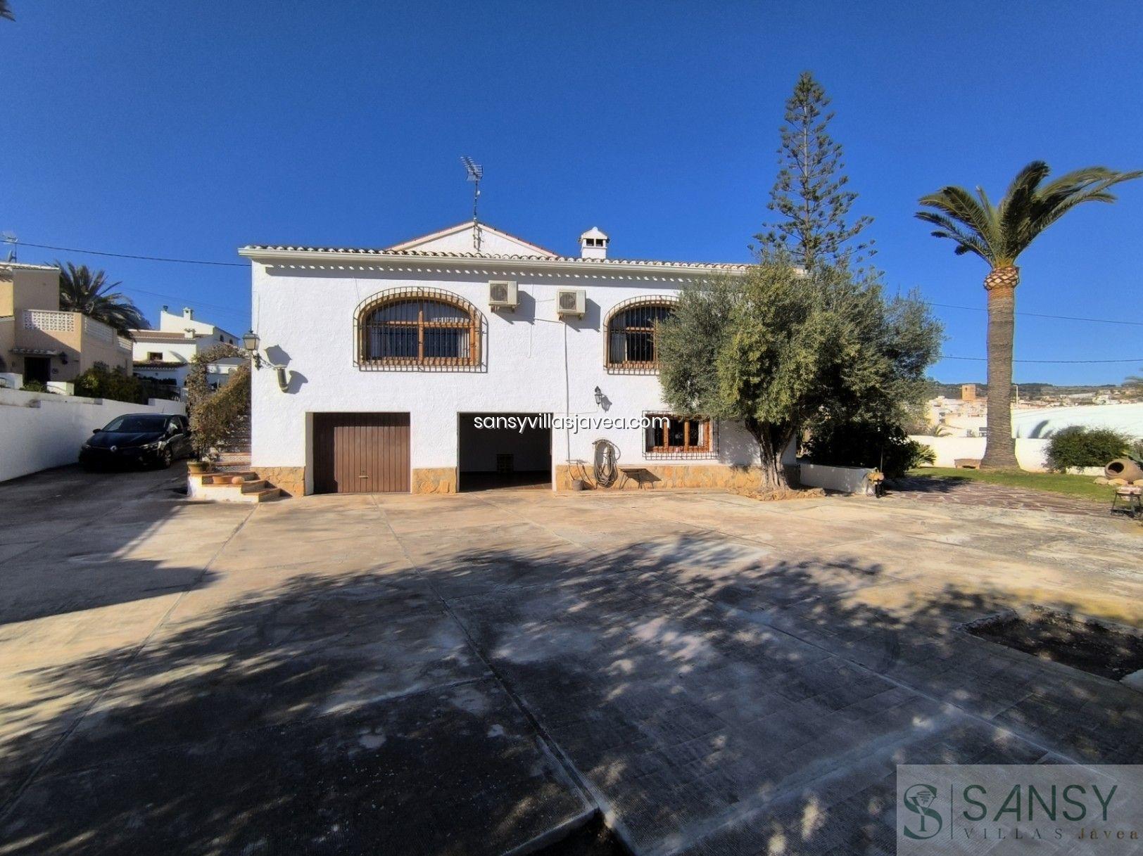 Zu verkaufen von villa in
 Jávea-Xàbia