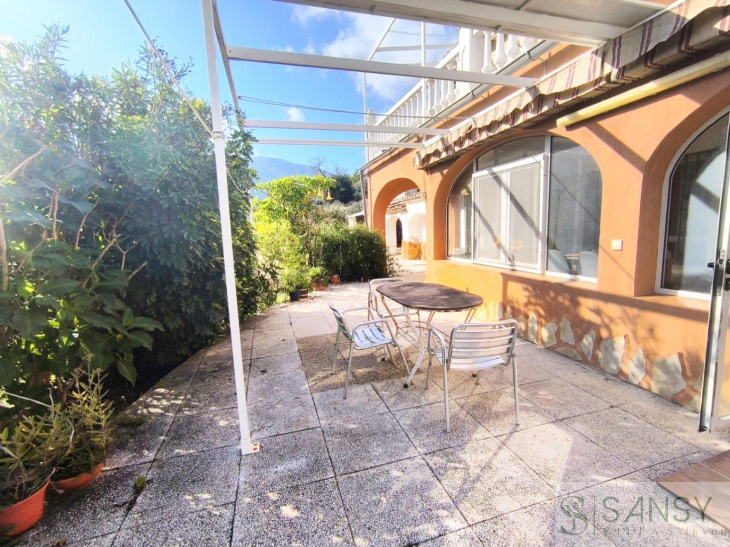 Venta de villa en Parcent