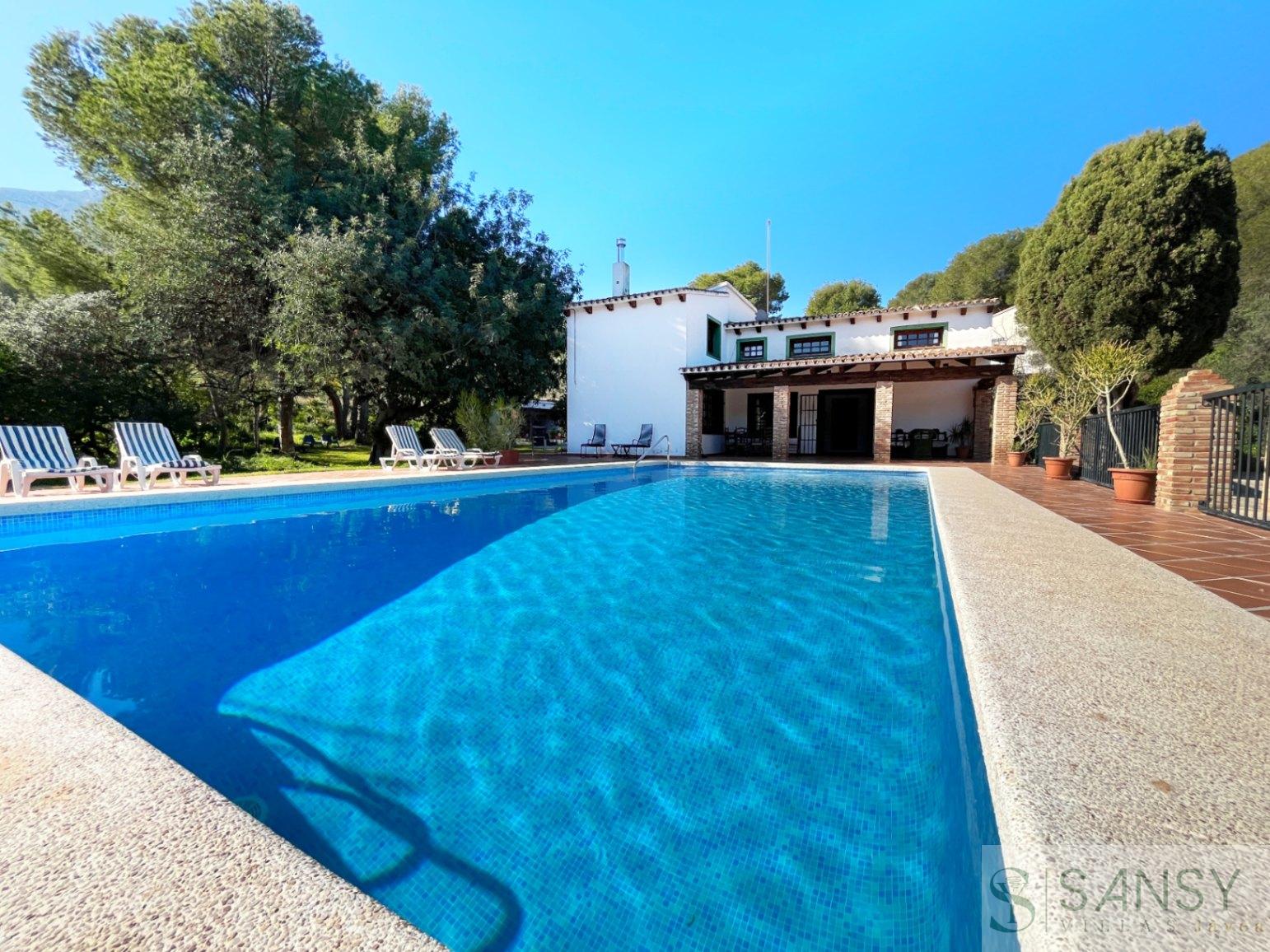 For sale of villa in Dénia