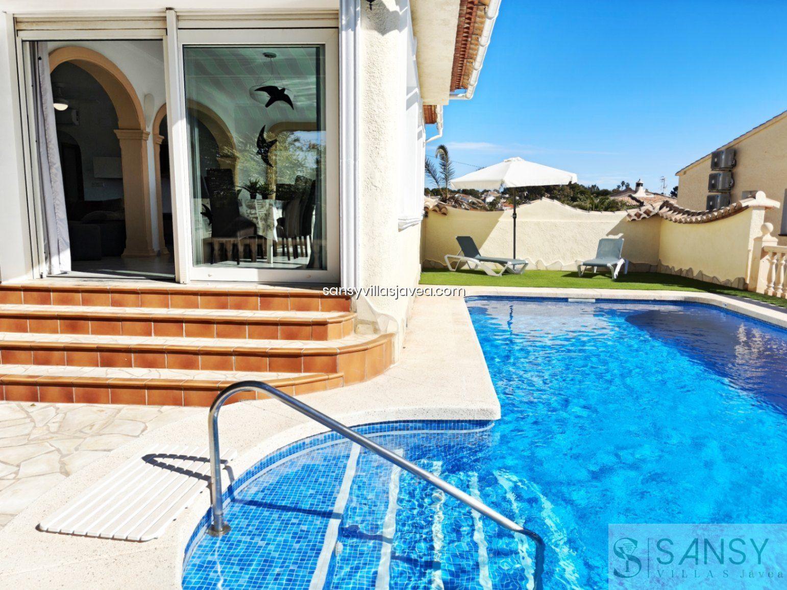 For sale of villa in Calpe