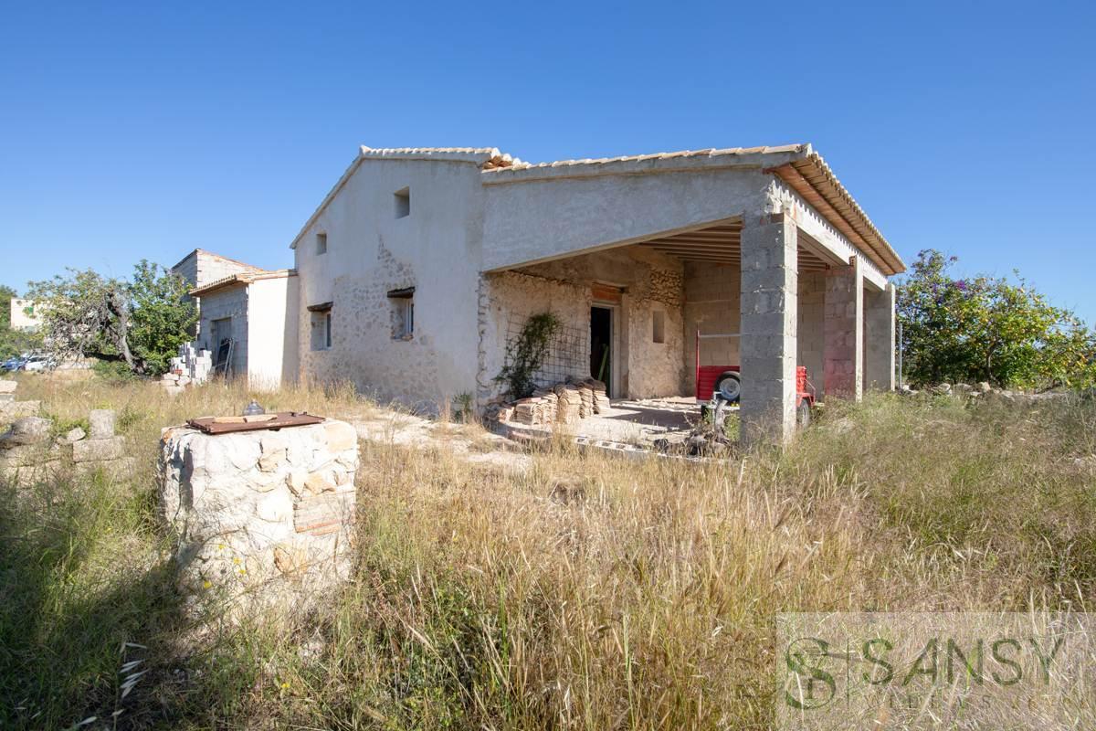 Venta de finca rústica en Gata de Gorgos