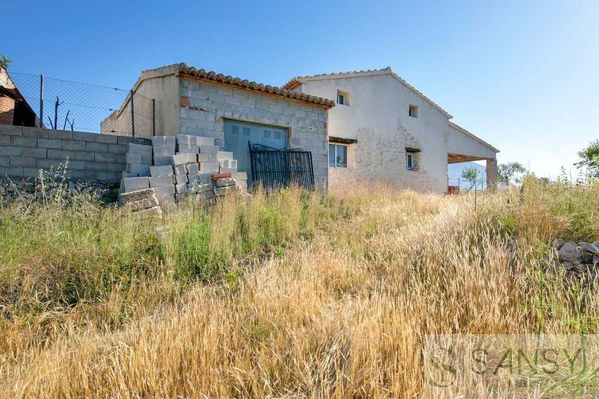 Venta de finca rústica en Gata de Gorgos