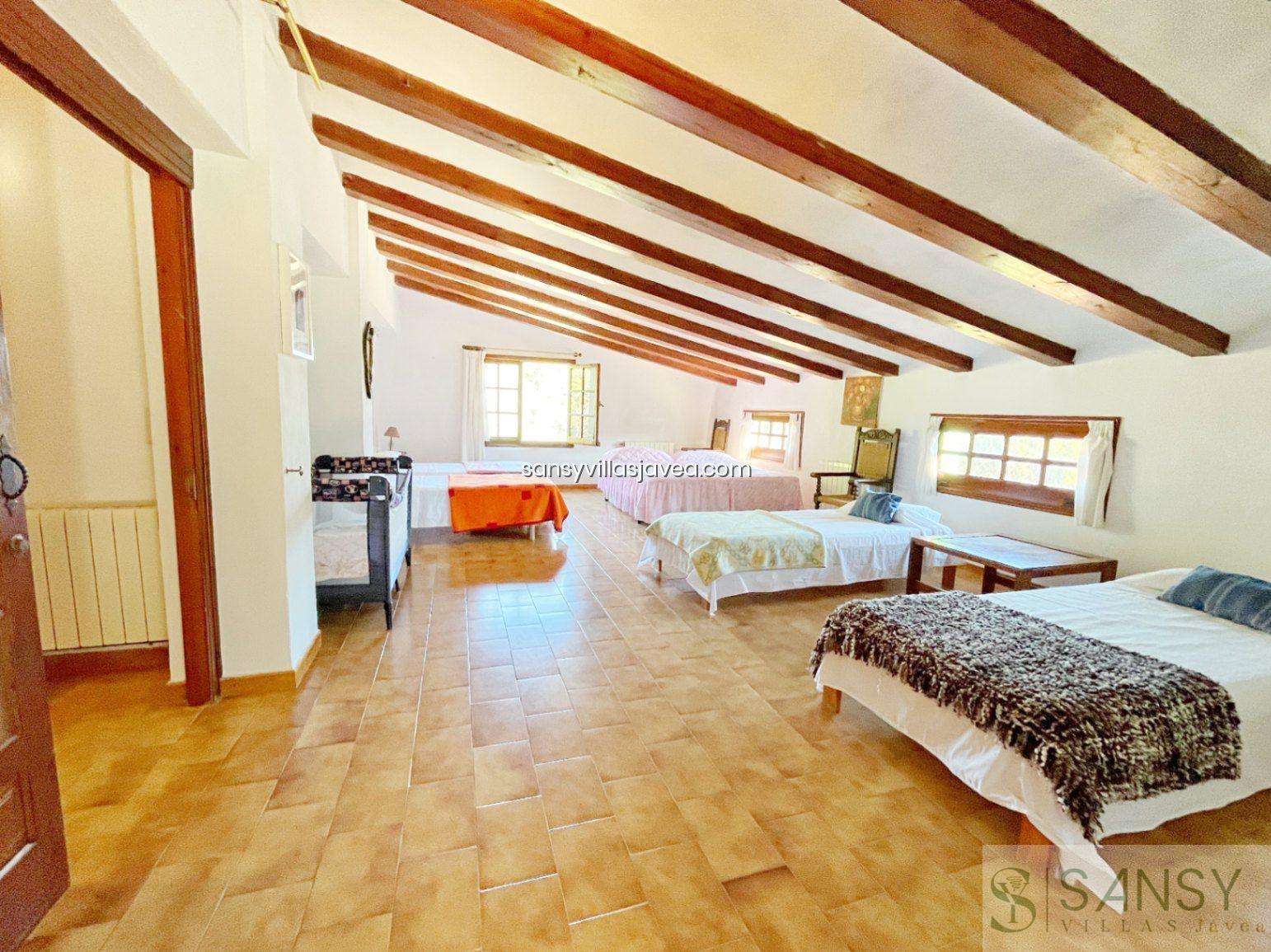 For sale of villa in Dénia