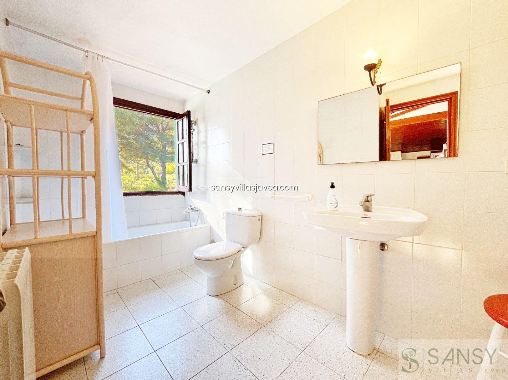 For sale of villa in Dénia
