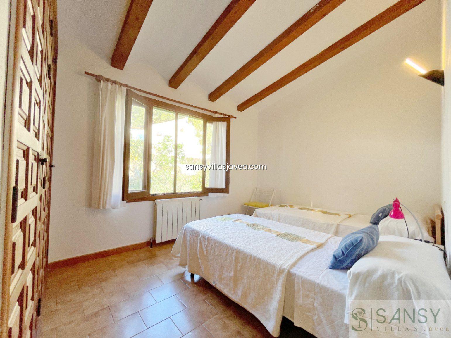 For sale of villa in Dénia