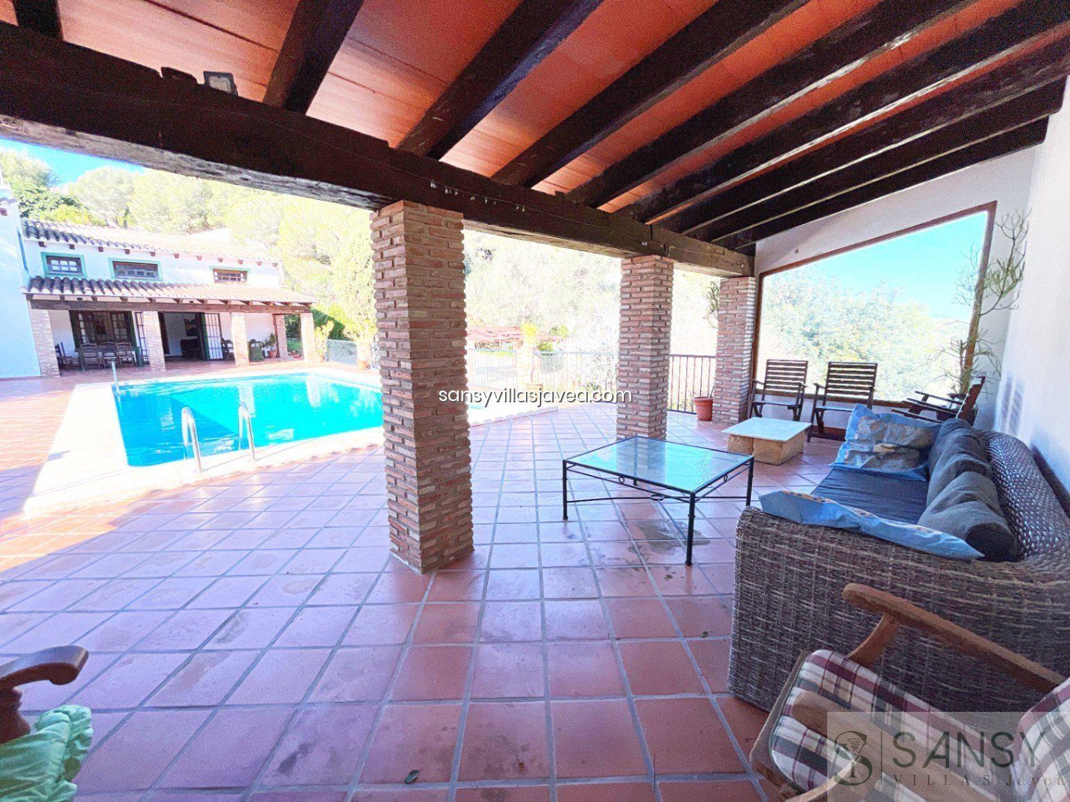 For sale of villa in Dénia