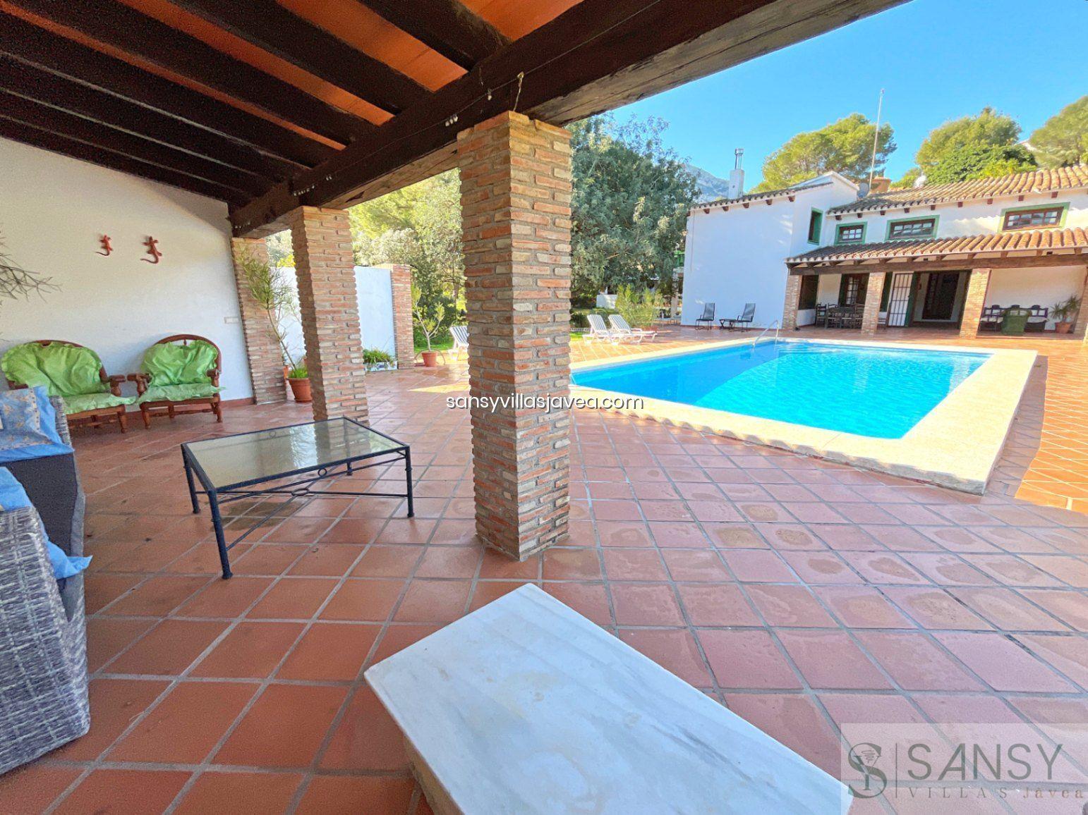 For sale of villa in Dénia