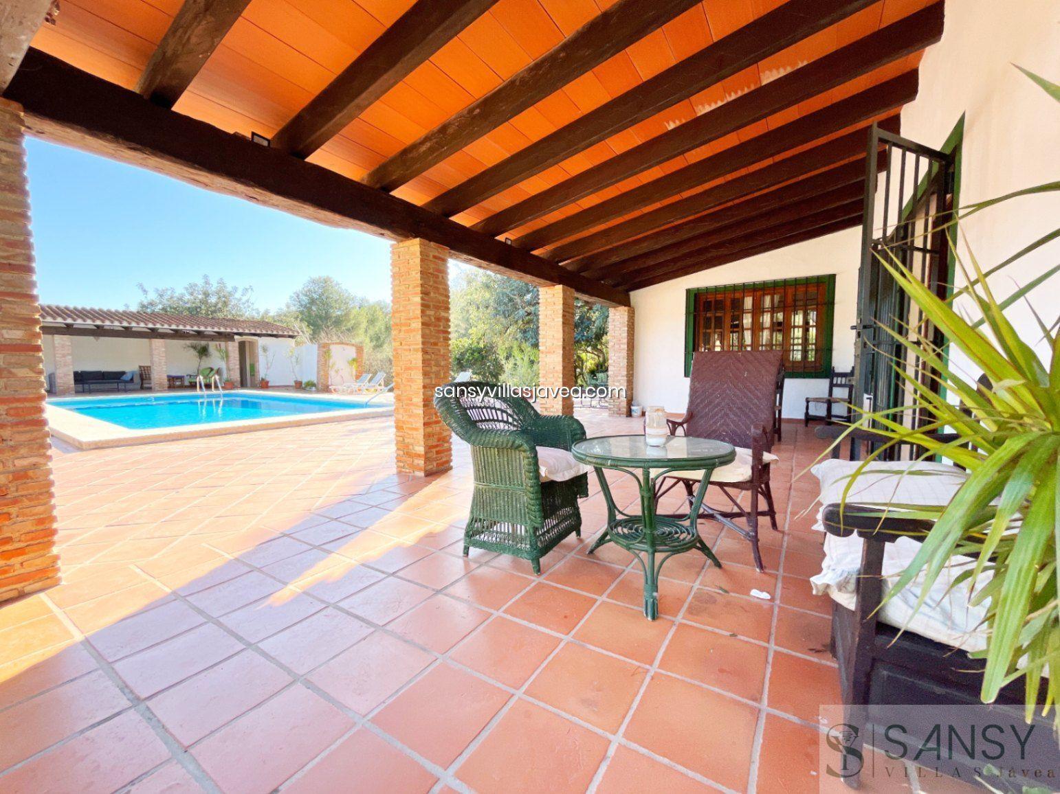 For sale of villa in Dénia
