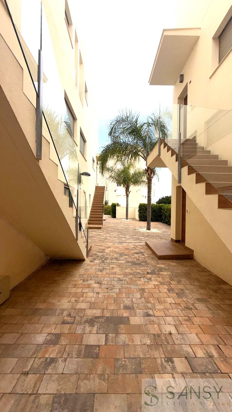 For sale of duplex in Dénia
