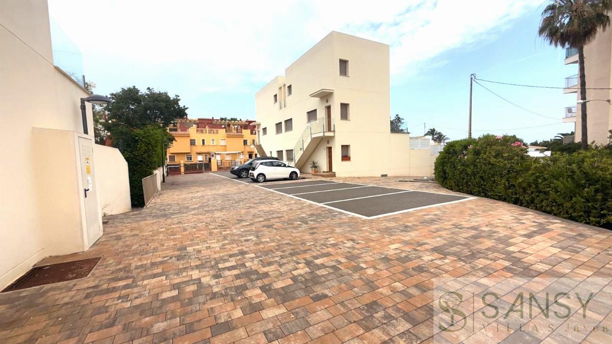 For sale of duplex in Dénia