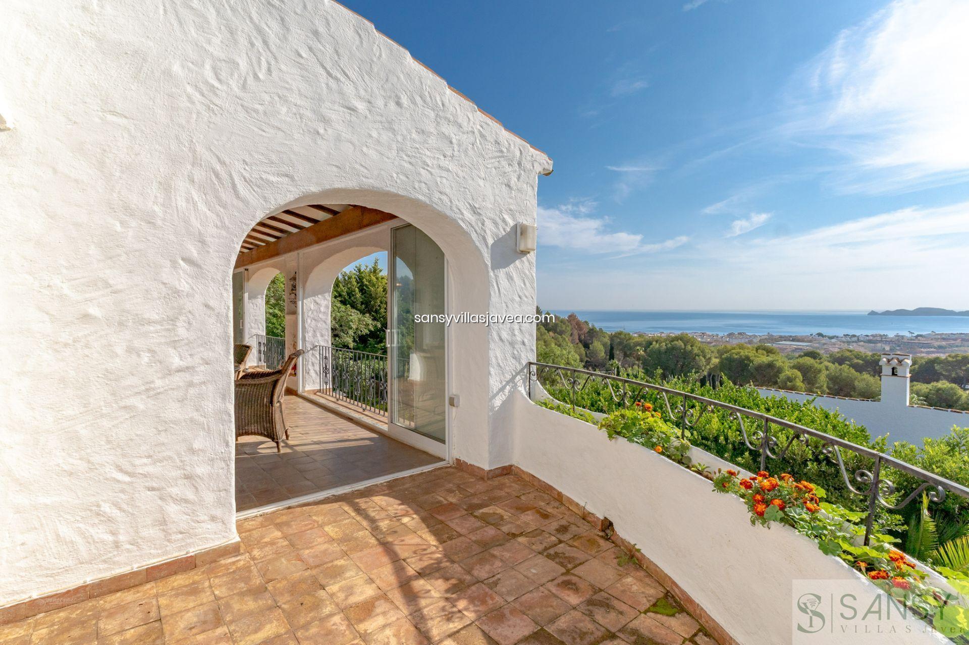 Продажа от

 Виллa на Jávea-Xàbia