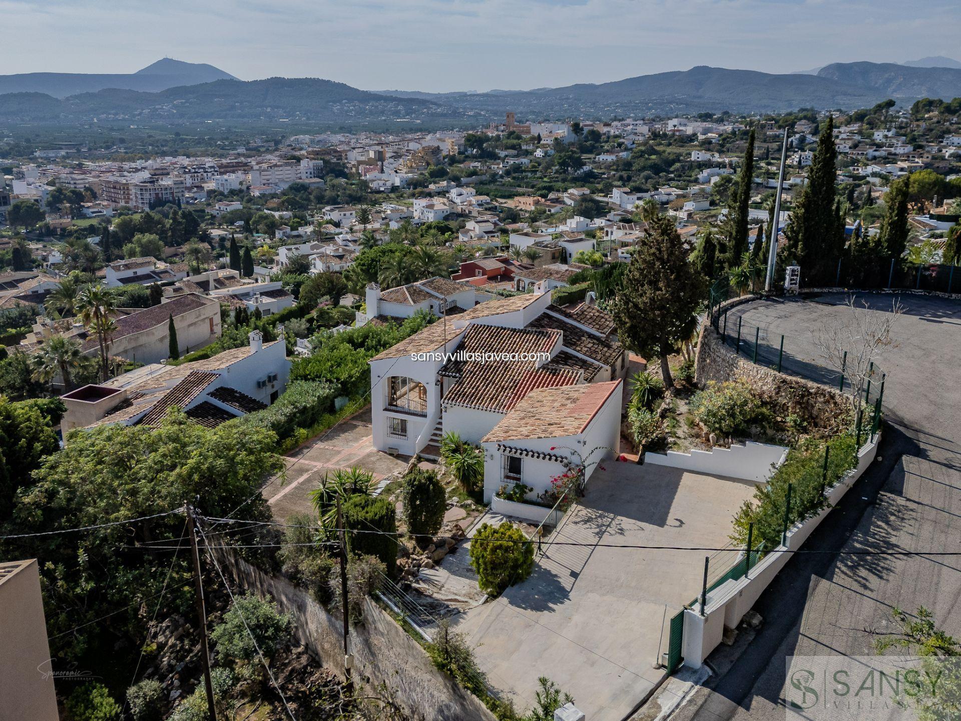 Продажа от

 Виллa на Jávea-Xàbia