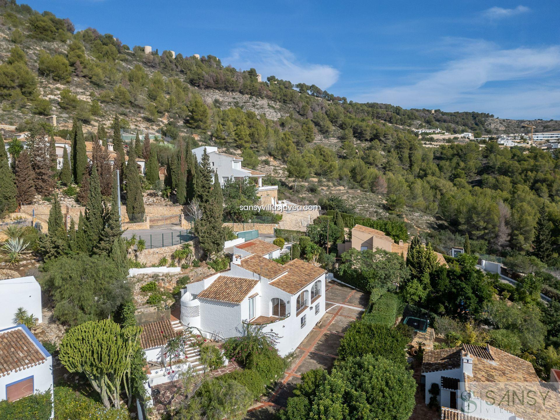 Продажа от

 Виллa на Jávea-Xàbia