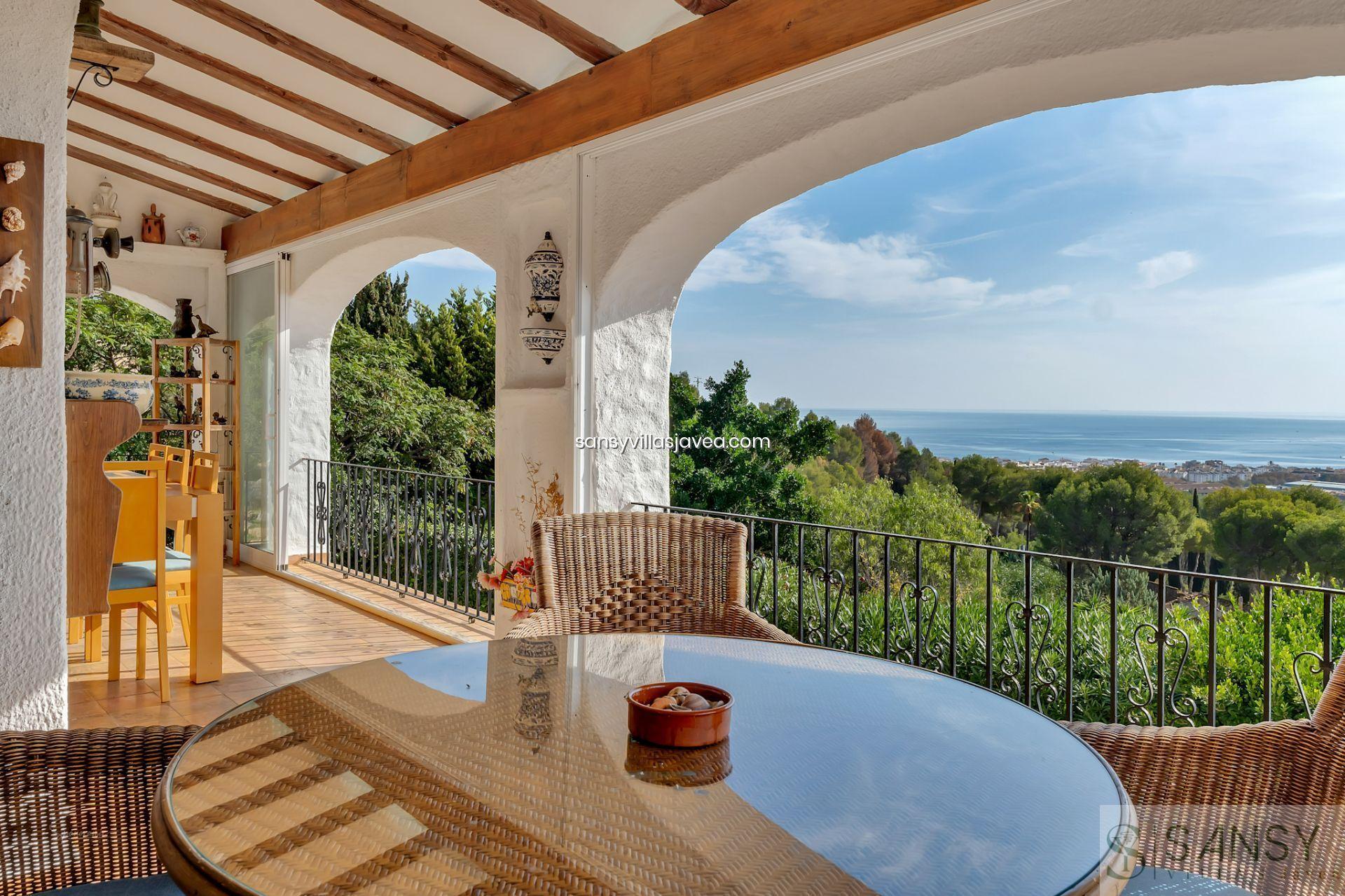 Продажа от

 Виллa на Jávea-Xàbia