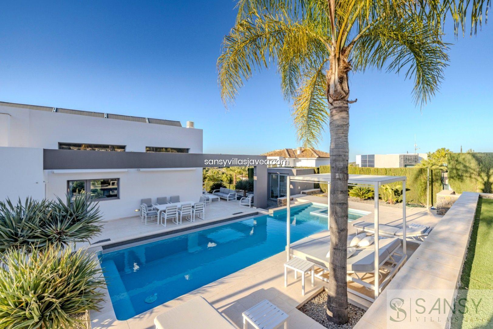 For sale of villa in Jávea-Xàbia