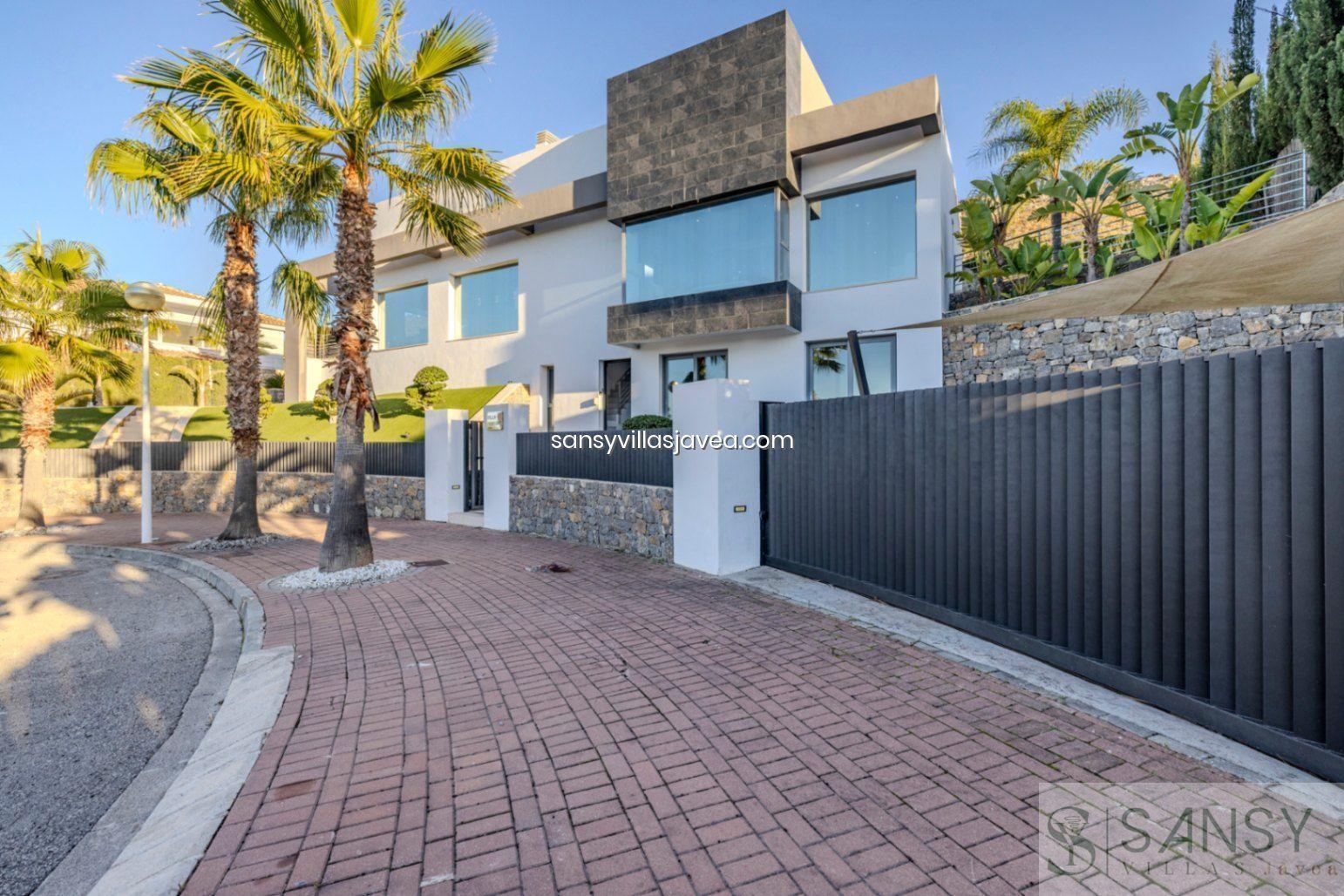 For sale of villa in Jávea-Xàbia