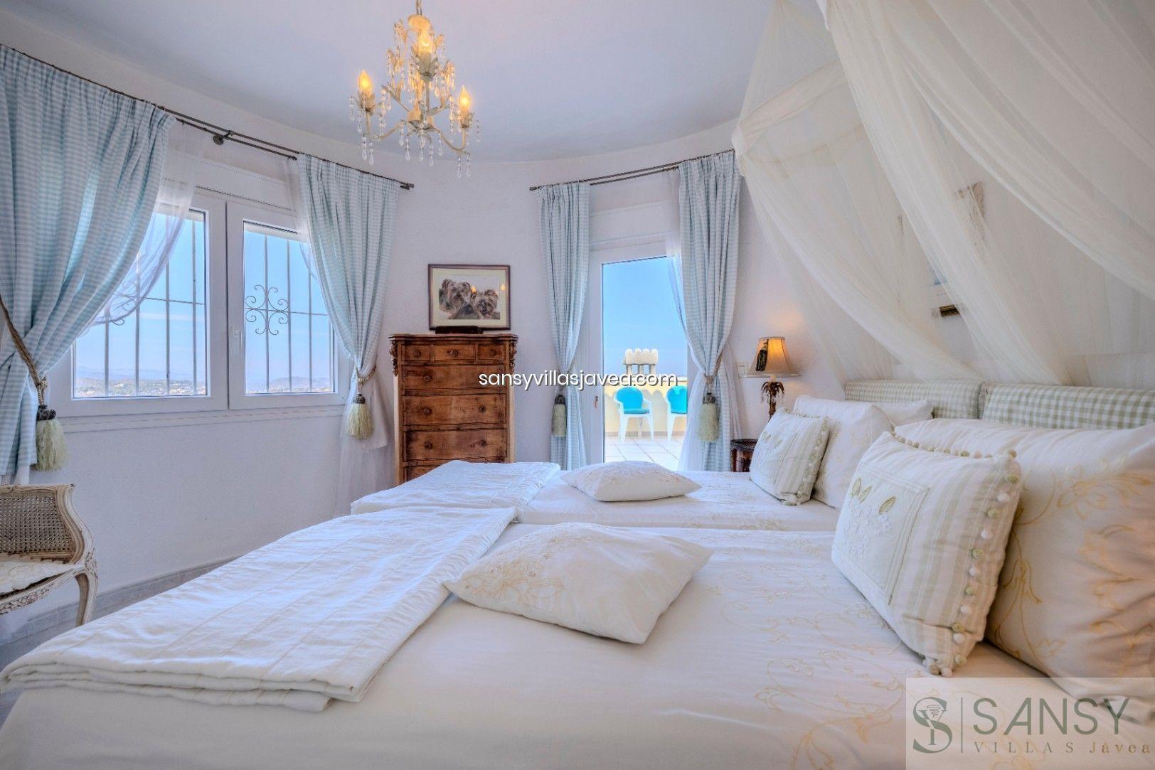 For sale of villa in Jávea-Xàbia