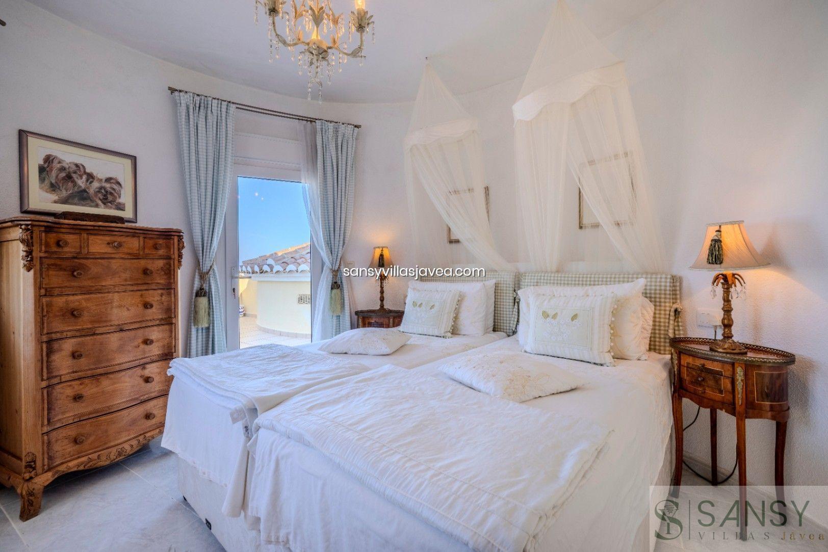 For sale of villa in Jávea-Xàbia