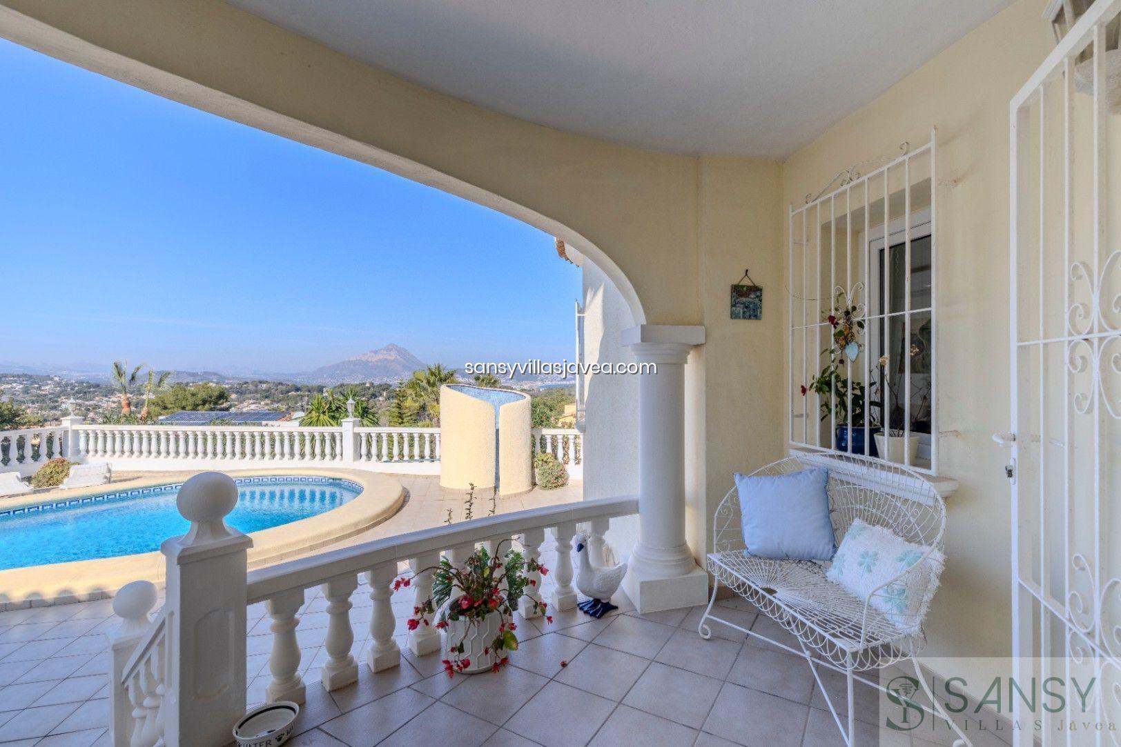For sale of villa in Jávea-Xàbia