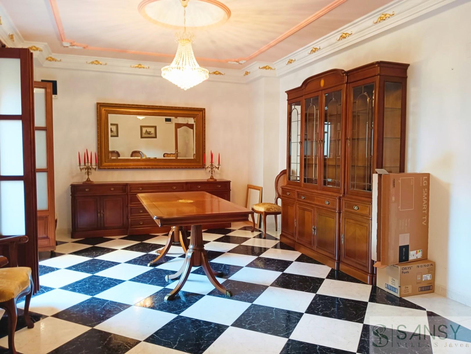 Venta de casa en Oliva