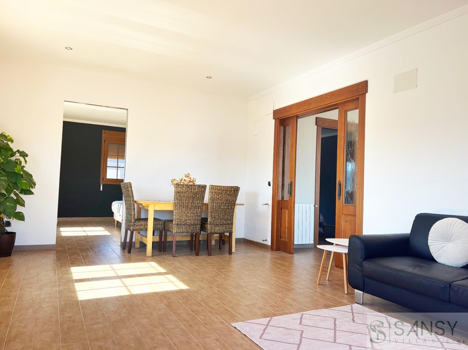 Venta de villa en Piles