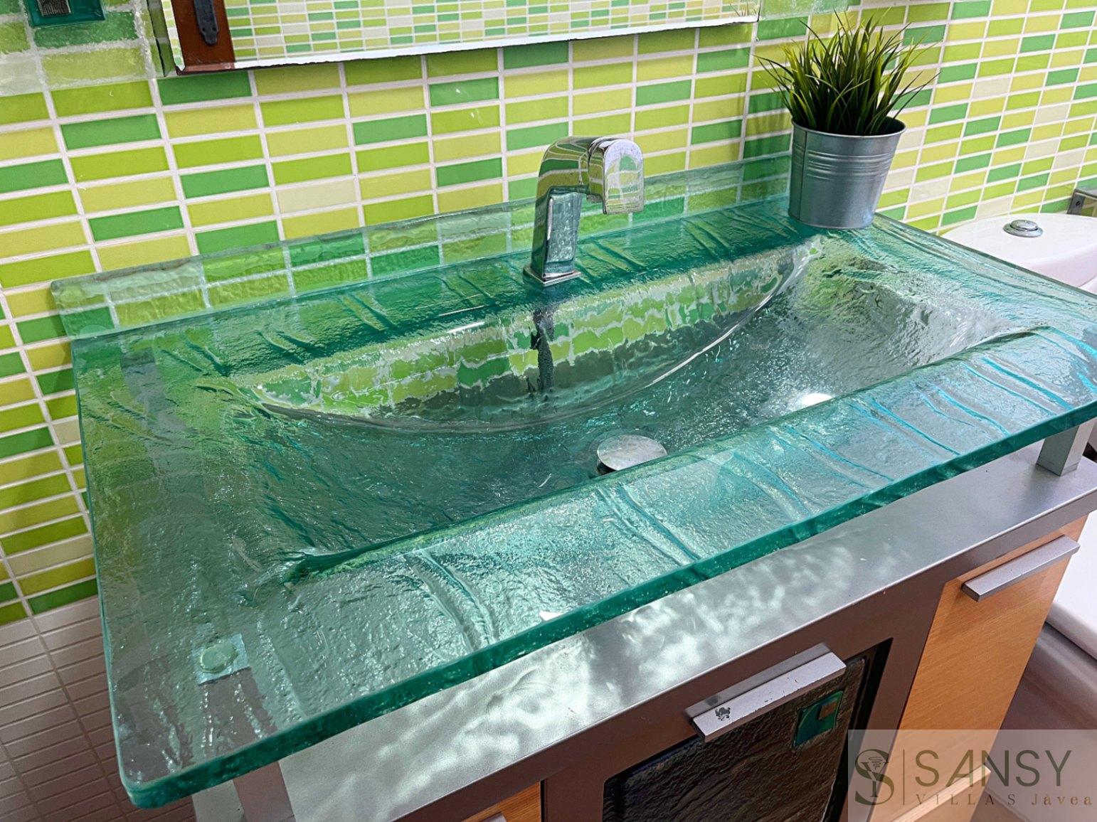 Venta de villa en Piles