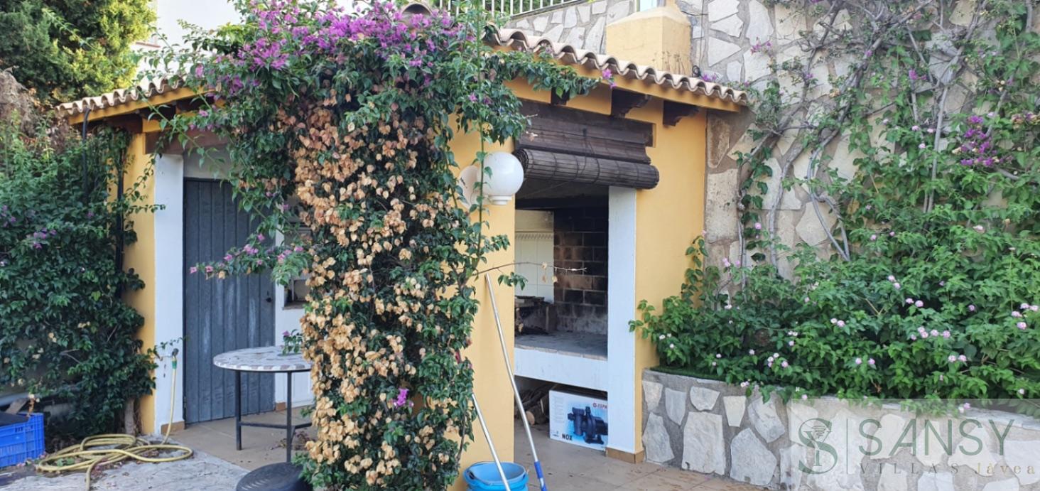 Venta de villa en Oliva