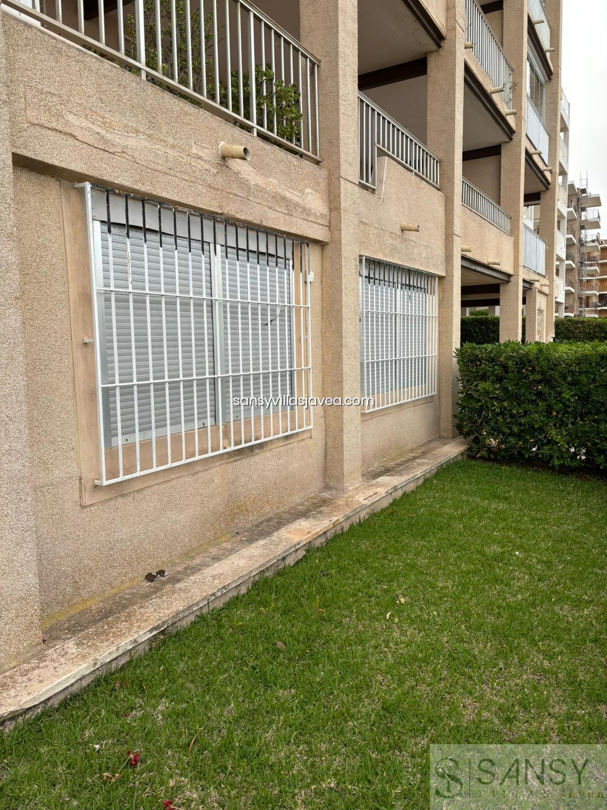Salg av kommersiell lokal i Jávea-Xàbia