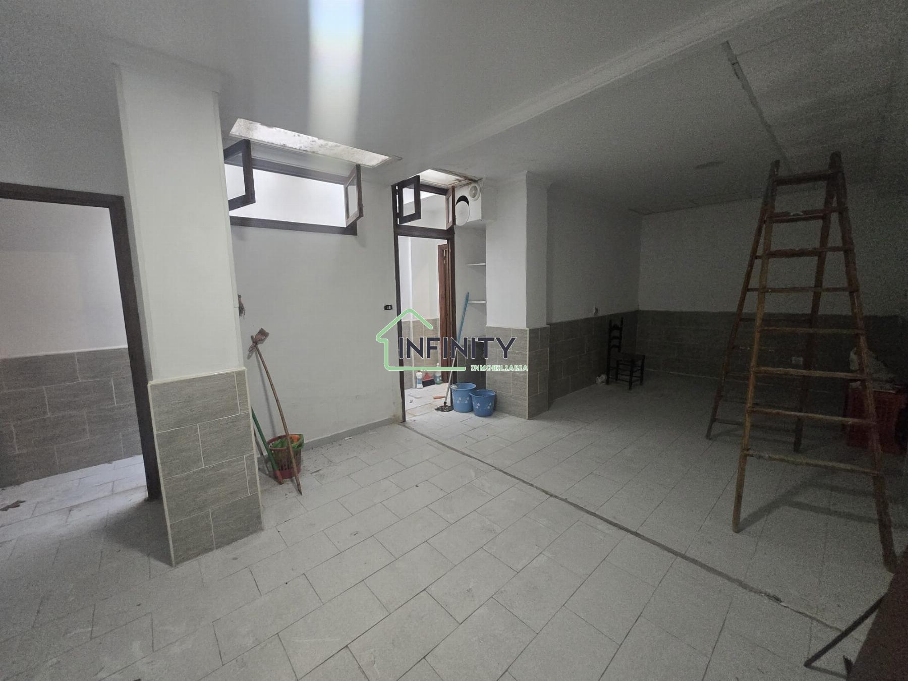 Venta de planta baja en Oliva